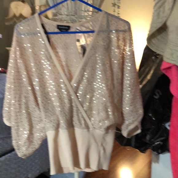 Blouse - Picture 2 of 2